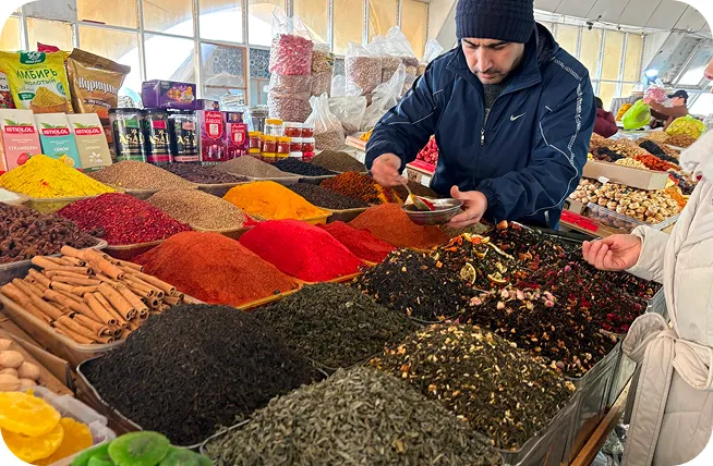 馬と絶景のリトリート｜カザフスタン現地発！英語ガイドと行く3泊4日ツアー【乗馬初心者&軽い駆け足OK】の画像